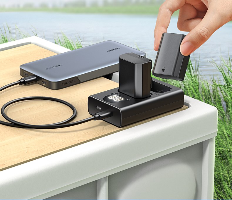 UGREEN绿联-品质新体验,数码选绿联 绿联相机电池内部结构展示,高密度锂芯安全可靠