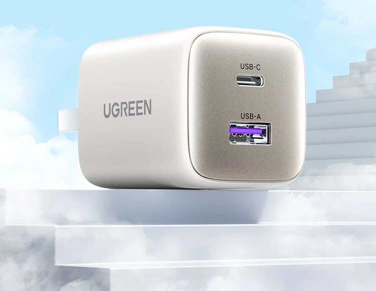 绿联温控示例图,运行温度更稳定 绿联智能温控运行示例,温度更可控