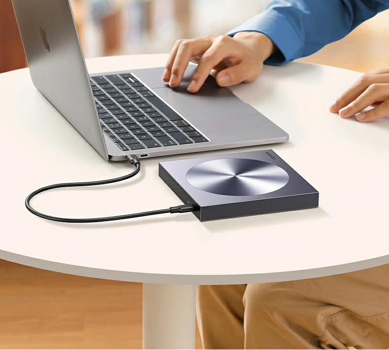 智能转速调节 - 低分贝安静运行不扰人 绿联CM337自动调速降噪技术说明