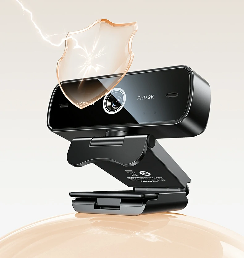 紧凑设计 - 适配各类显示器与笔记本 绿联CM926与竞品摄像头尺寸对比图