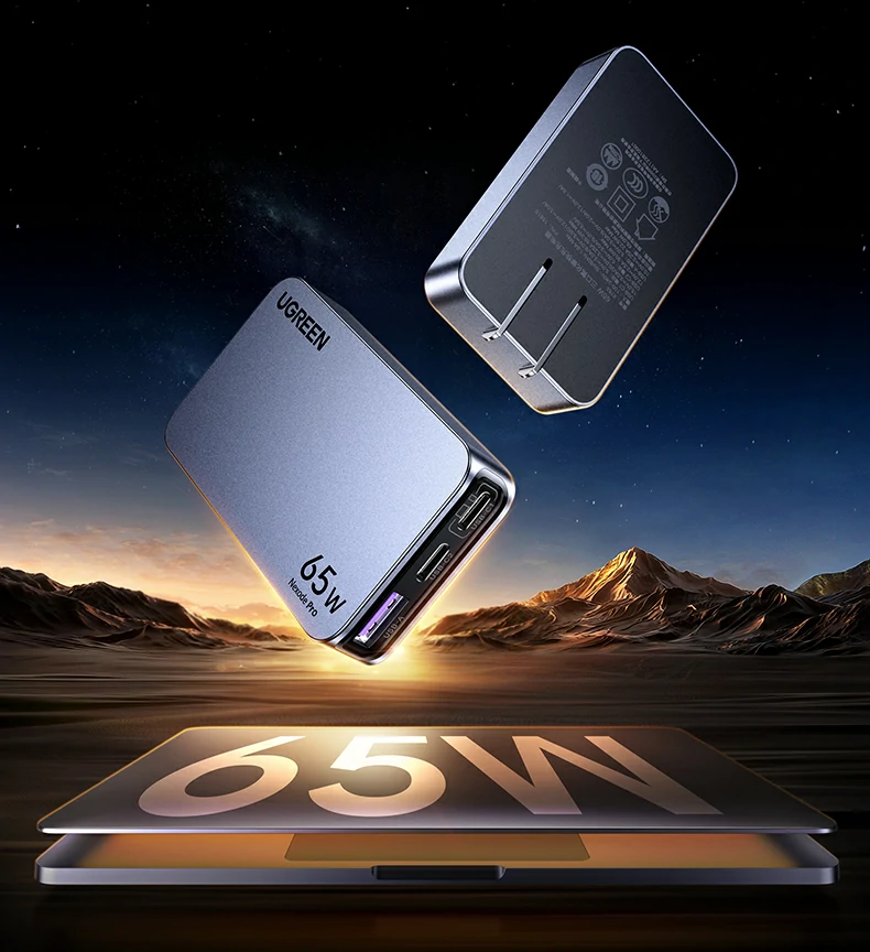 折叠插脚设计 - 携带更便捷,不占空间 绿联X753折叠插脚特写,方便收纳和旅行携带