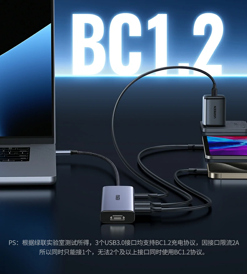 出差途中酒店房間搭建臨時(shí)辦公桌