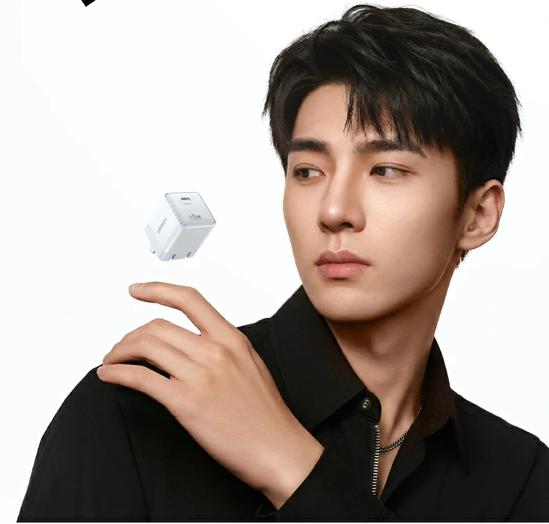 绿联X840 AirPods耳机安全充电