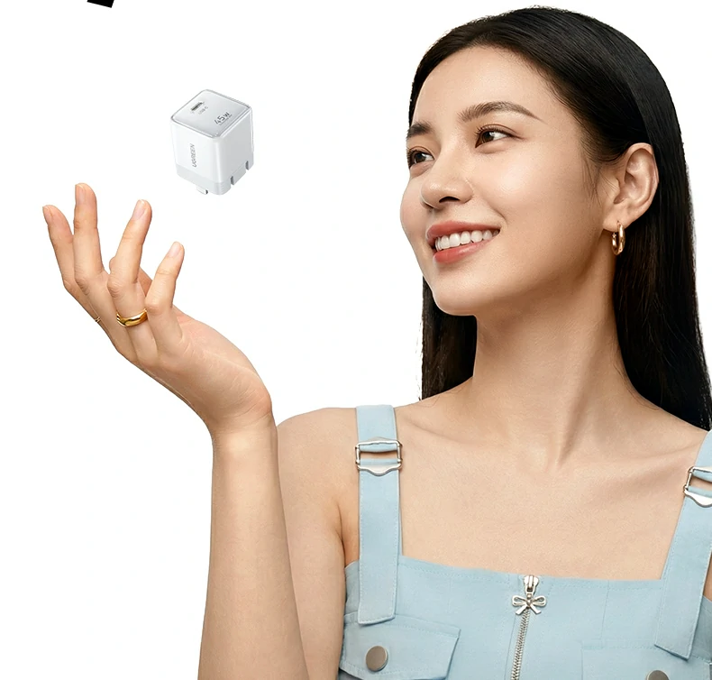 绿联X840 USB-C接口正反盲插