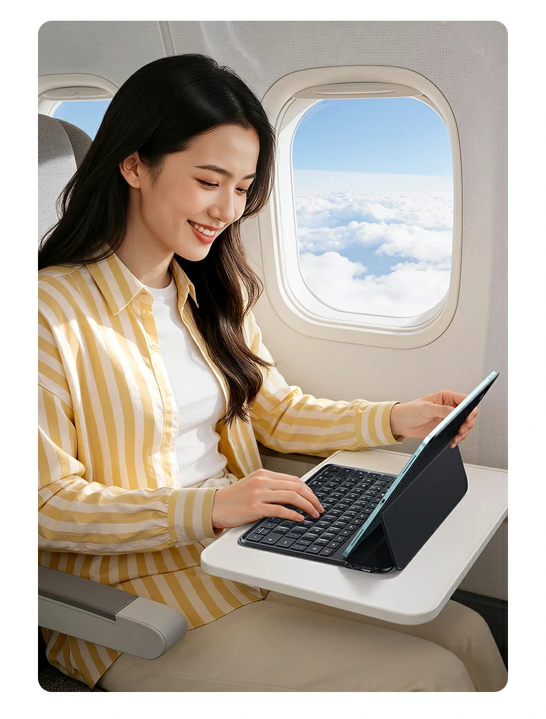 键盘内部PCB与电池安全认证标识