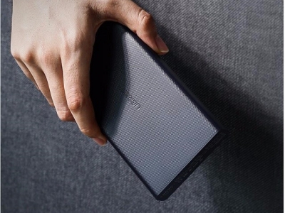 绿联首款双向快充移动电源发布，自带type-c数据线