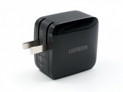 充电头网首测：绿联65W氮化镓充电器开箱评测